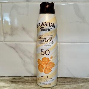Hawaiian Tropic Weightless Hydration Clear Spray Sunscreen SPF 50 6oz Exp 5/2027